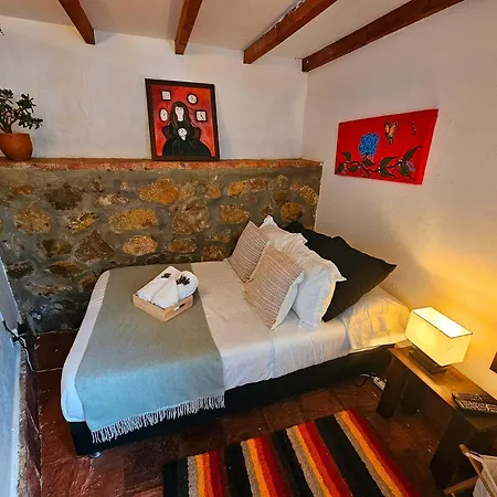 Casita Artemisa - Tiny House Romántica y Mágica-2